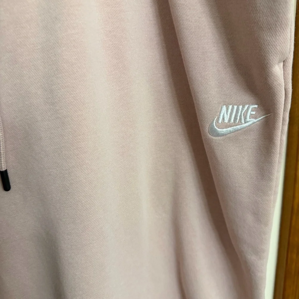 Nike Blush Pink Sweatpants - Picture 2 of 5